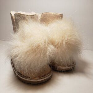 The Children's Place toddler cream glitter fur ball snow boots cream/beige sz 5